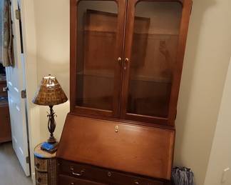 Vintage Henkel Harris Chippendale Style Mahogany Secretary Desk