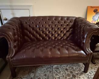 Traditional Chesterfield Loveseat