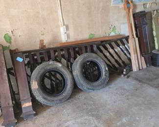 railing, newell posts