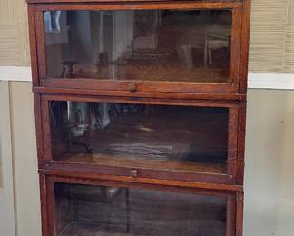 Antique Hale’s Oak 5 Section Stacking Bookcase