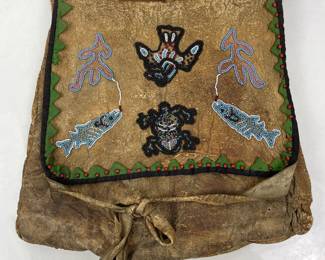 Antique Native American Great Lakes Beaded Bag