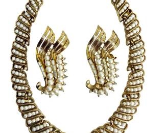 Vintage Trifari Elegant Necklace and Brooches