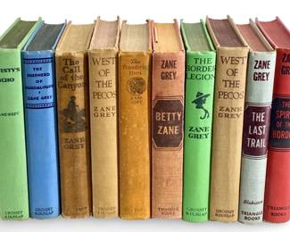 10pc Triangle Books/Grosset & Dunlap Set