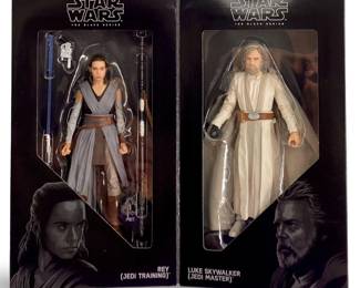 Star Wars The Black Series Rey and Luke Figures