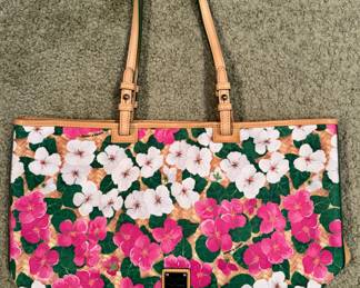 Dooney & Bourke Bag