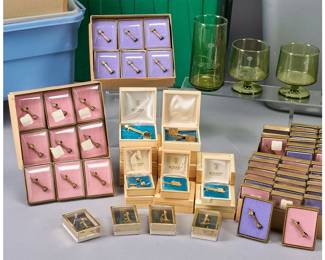 Newoldstock contents of a HemisFair 68 gift shop