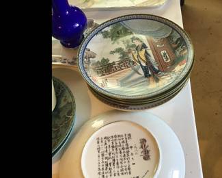 Chinese imperial jingdezhen porcelain “Beauties of the Red Mansion 25 plates in collection