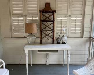 wicker and rattan porch furniture