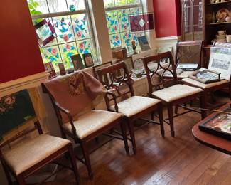 Chairs to dining table