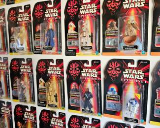 STAR WARS toys.