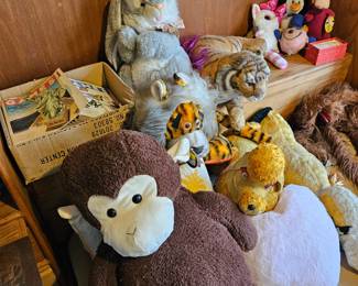 Loads of vintage toys & games from the 1950's, 60's, 70's, 80's & 90's. 