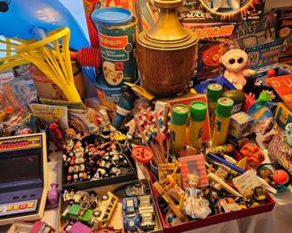 Loads of vintage toys & games from the 1950's, 60's, 70's, 80's & 90's. 