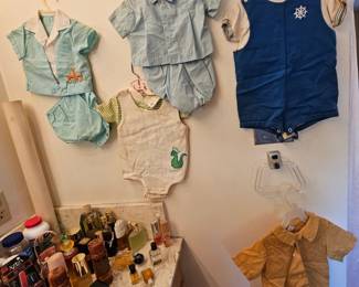 Loads of vintage women's & children's clothes, purses, hats & access. from the 1940's thru the 1970's.