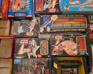 Star Wars toys (never opened) & vintage sports cards (mostly baseball) & MORE !