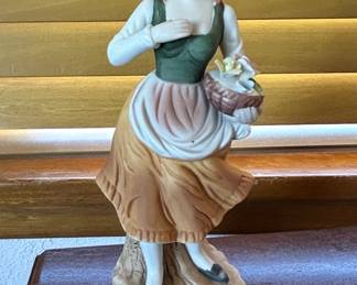 Homco Porcelain Figurine of a Woman with a Basket