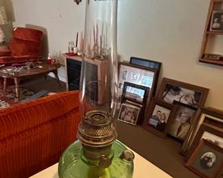 Green Aladdin Washington Drape Oil Lamp second image