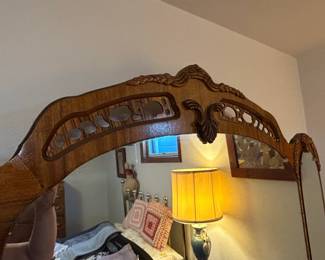 Art Deco Waterfall Vanity Dresser with Mirror and Stool fourth image