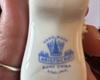 Aristocrat Dutch Shoe Porcelain Figurine with Flowers third image
