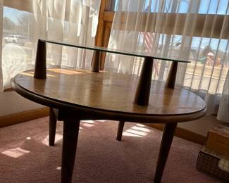 MidCentury Modern Round Walnut Coffee Table with Tapered Legs second image