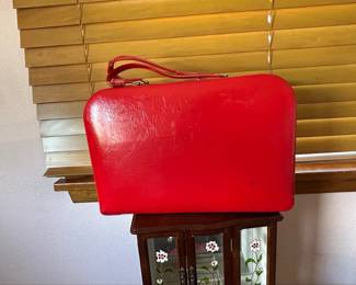 AirOLander Red Vinyl Vanity Case