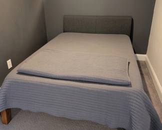 Item #123 Full sizebed $164