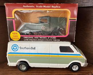 Ertl Southern Bell Van, Model A Lineman Truck