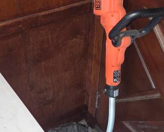 Curved Shaft String Trimmer