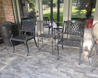 Outdoor Patio Chairs and Tables