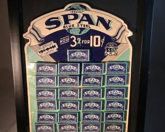 Vintage store razorblade display 