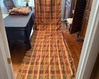 1 OF 4 PANELS OF CURTINS