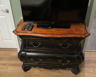 $30 dresser $20 tv