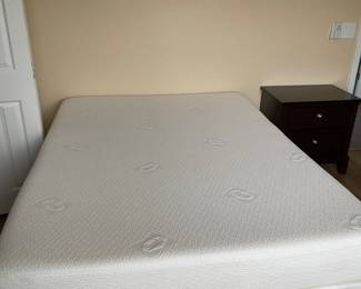 Full Size Sealy mattress & box spring $50