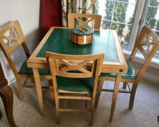 Vintage Stakmore Green Folding Table w/4 Chairs