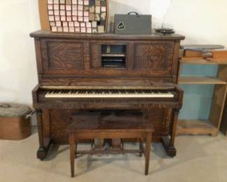 Fischer New York Player Piano w/piano rolls