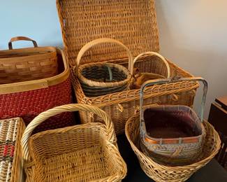 Vintage Woven Wicker Picnic Basket with Red and White Geometric Pattern second image