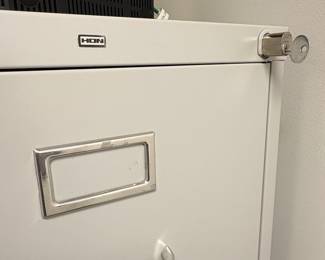 HON Drawer Vertical File Cabinet second image