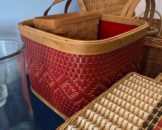 Vintage Woven Wicker Picnic Basket with Red and White Geometric Pattern third image