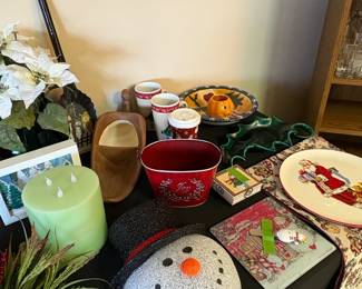 Assorted Christmas Decorative Items fourth image