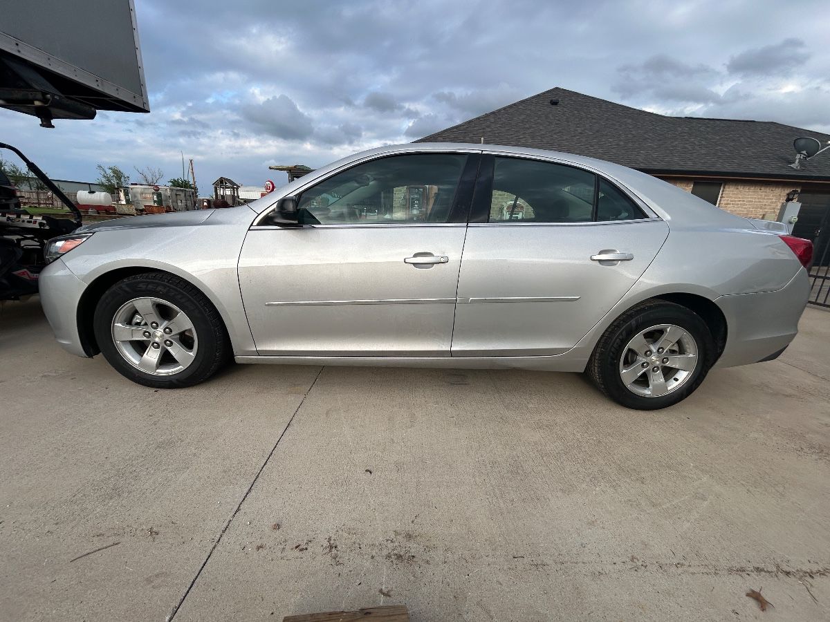 2014 Chevy Malibu Texas Title 92000 miles elderly owned and maintained great commuter car with good gas mileage. New tires, battery available for sale immediately. $7500 open to negotiation