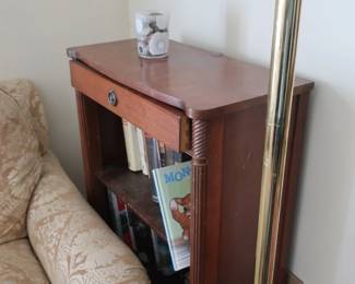 bookcase  and  books in  living   room