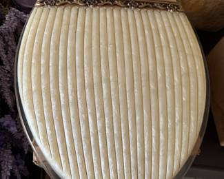 Vintage Roma Pearlescent toilet seat