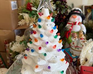 Ceramic light up tree