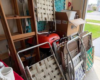 vintage webbed folding chairs