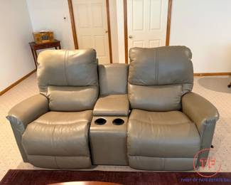 LA Z BOY Dual Leather Recliner