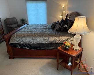 STANLEY King Size Sleigh Bed