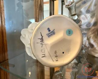 Signed LLADRO "Budding Blossoms" Figurine