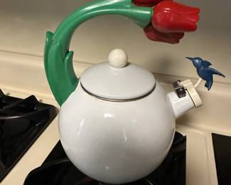Hummingbird kettle - Fabulous!