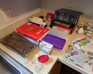 Office/School Supplies, metal tray, Easter Decor,