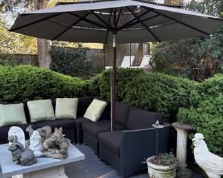 Gloster outdoor sectional & umbrella