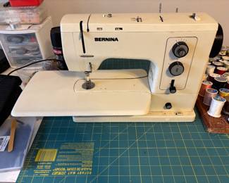 Bernina Sewing Machine 831 $ 400.00